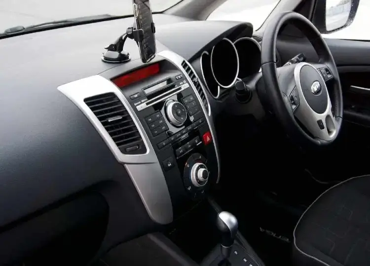 خدمات ورشة كيا في جدة