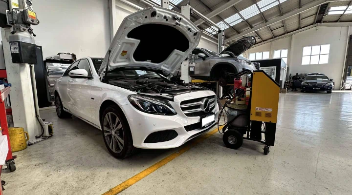 أفضل مركز صيانة مرسيدس في الرياض