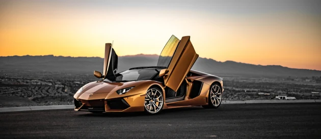 ورشة اصلاح لامبورجيني في المدينة المنورة