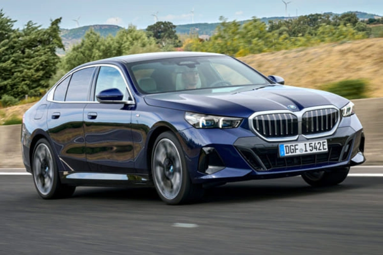 ورشة بي ام دبليو في جدة