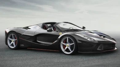 ورشة فيراري في جدة