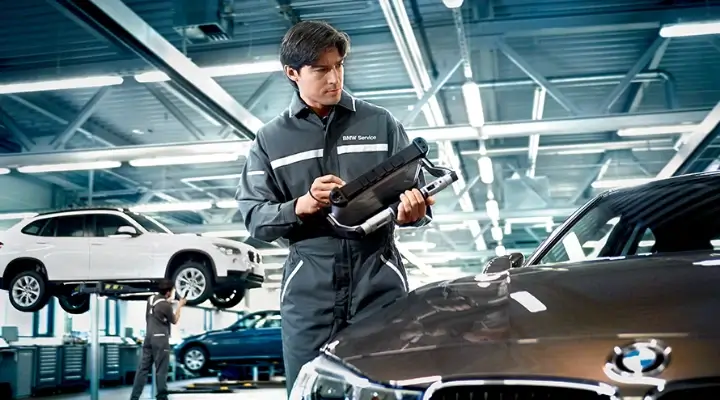 ورشة ام جي في جدة 3 ورشة ام جي في جدة