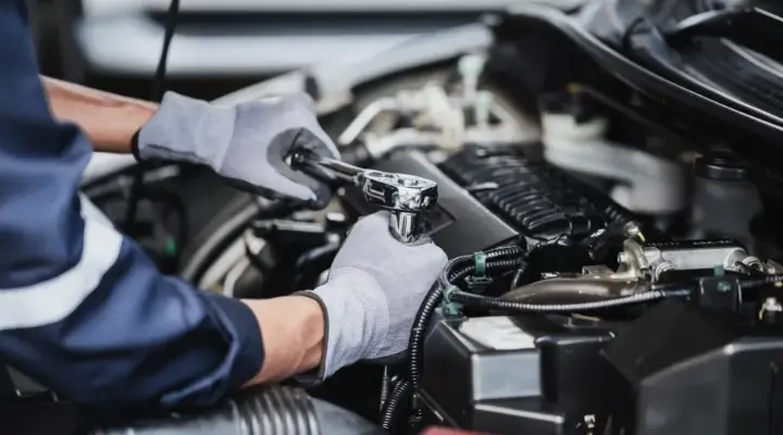 ورشة ام جي في مكة