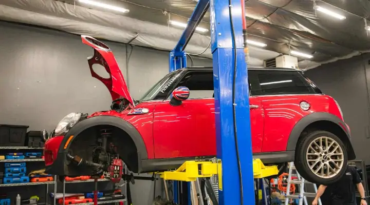 أفضل ورشة سمكرة ميني كوبر