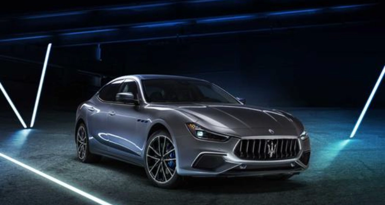  ورشة مازيراتي في الدمام