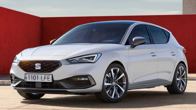 ورشة ميكانيكي سيات في المدينة